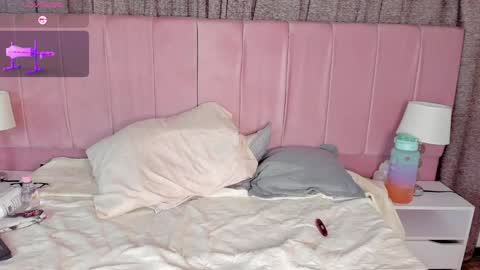 Snapshot of aurora_divine chatting on 01-04-25, 10:34 aurora_divine online show from 01-04-25, 10:34