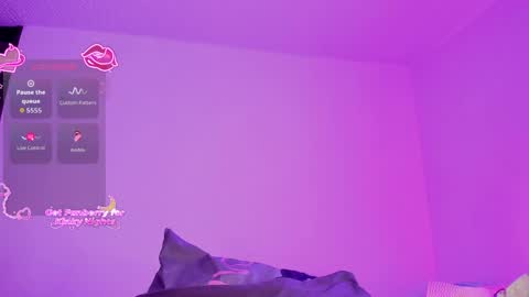 aurora_divine online show from 04-05-26, 02:58