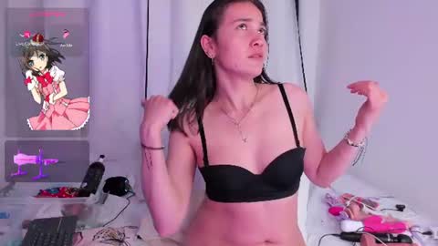 aurora_divine online show from 07-27-26, 06:37