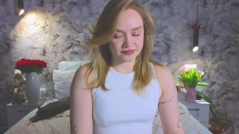 Kate online show from 03-11-26, 01:44