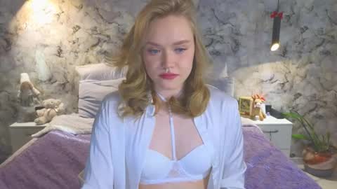 Kate online show from 03-22-26, 02:04