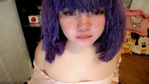 cute online show from 02-09-25, 12:28