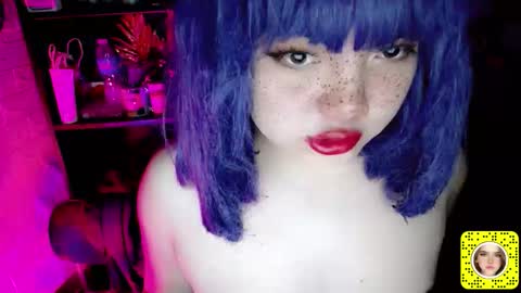 cute online show from 09-18-25, 10:39