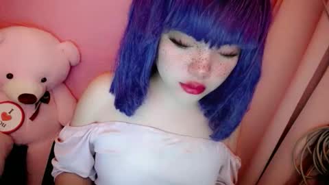 cute online show from 03-31-26, 09:15