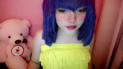 cute online show from 05-21-26, 09:16