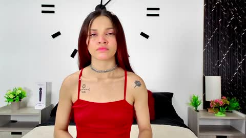 Snapshot of aurora_petitee chatting on 03-27-26, 12:27 Aurora online show from 03-27-26, 12:27