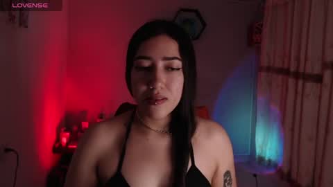 Aurora  online show from 07-12-26, 11:40