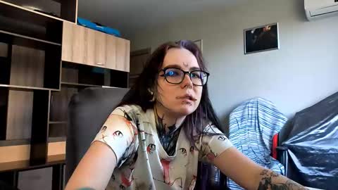 Milana online show from 09-23-25, 01:14