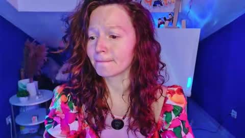 Snapshot of auroraborealis__ chatting on 10-20-25, 06:36 auroraborealis__ online show from 10-20-25, 06:36