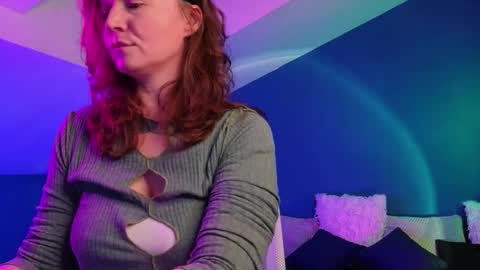 Snapshot of auroraborealis__ chatting on 12-18-25, 07:03 auroraborealis__ online show from 12-18-25, 07:03