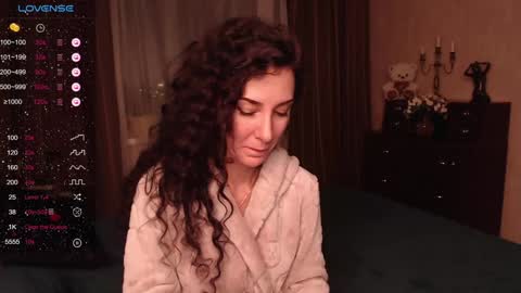 Aurora online show from 01-12-25, 10:33