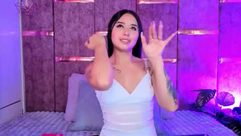 aurora online show from 11-17-25, 07:52