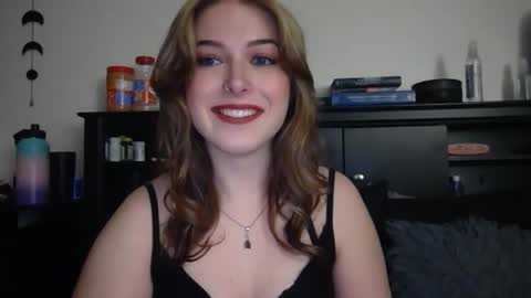 Snapshot of auroralightz1 chatting on 02-02-26, 04:44 auroralightz1 online show from 02-02-26, 04:44