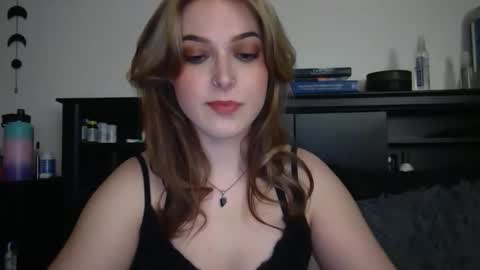 Snapshot of auroralightz1 chatting on 02-14-26, 03:36 auroralightz1 online show from 02-14-26, 03:36