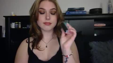 Snapshot of auroralightz1 chatting on 02-25-26, 07:45 auroralightz1 online show from 02-25-26, 07:45