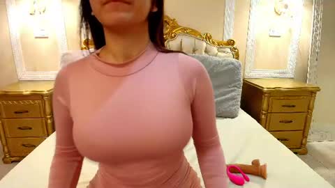 AURORA RENARD online show from 07-22-26, 11:35