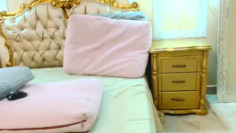 AURORA RENARD online show from 07-28-26, 11:39