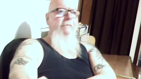 aussie4inch online show from 06-12-26, 06:56