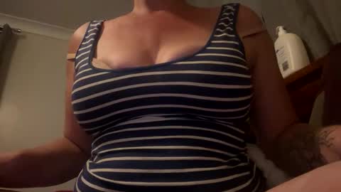 Milf4u online show from 03-18-26, 03:26