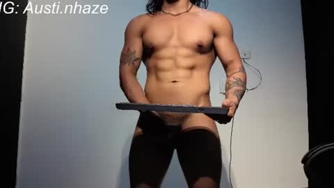 Snapshot of austiin_haze chatting on 06-29-26, 10:15 Austin online show from 06-29-26, 10:15