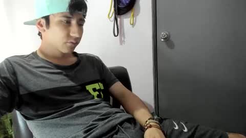 austin1119a online show from 12-04-25, 05:43