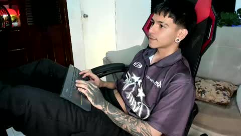 Austin online show from 04-15-26, 07:58