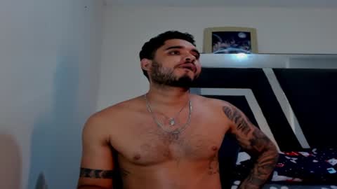 Snapshot of austintorres_ chatting on 12-17-24, 02:44 AustinTorres online show from 12-17-24, 02:44