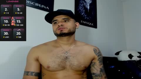 Snapshot of austintorres_ chatting on 02-12-25, 05:58 AustinTorres online show from 02-12-25, 05:58