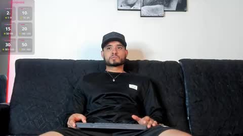 Snapshot of austintorres_ chatting on 09-26-25, 03:10 AustinTorres online show from 09-26-25, 03:10