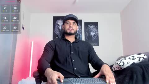 Snapshot of austintorres_ chatting on 10-02-25, 02:18 AustinTorres online show from 10-02-25, 02:18