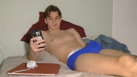 Snapshot of auston_r1ch chatting on 02-01-25, 03:52 Auston 3 online show from 02-01-25, 03:52