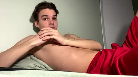 Snapshot of auston_r1ch chatting on 02-27-25, 04:20 Auston 3 online show from 02-27-25, 04:20