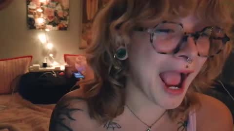 Autie 3 online show from 03-29-26, 03:17