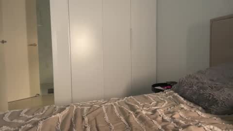 Ava  online show from 11-01-25, 11:07