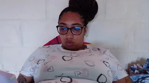 Snapshot of ava_f0xy chatting on 11-13-25, 03:55 Ava Jordana online show from 11-13-25, 03:55