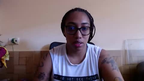 Snapshot of ava_f0xy chatting on 11-25-25, 04:07 Ava Jordana online show from 11-25-25, 04:07