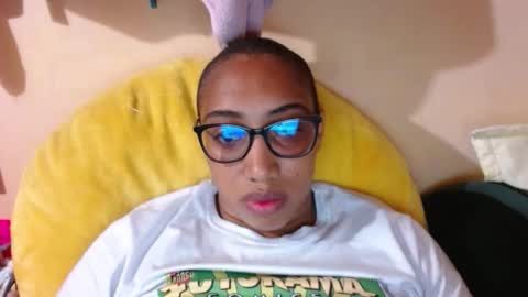 Snapshot of ava_f0xy chatting on 03-15-26, 01:33 Ava Jordana online show from 03-15-26, 01:33