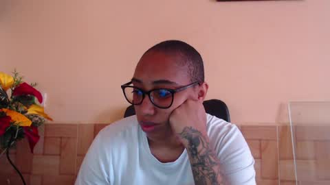 Snapshot of ava_f0xy chatting on 04-06-26, 05:14 Ava Jordana online show from 04-06-26, 05:14