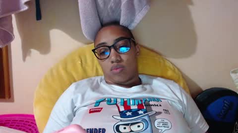 Snapshot of ava_f0xy chatting on 04-12-26, 11:32 Ava Jordana online show from 04-12-26, 11:32