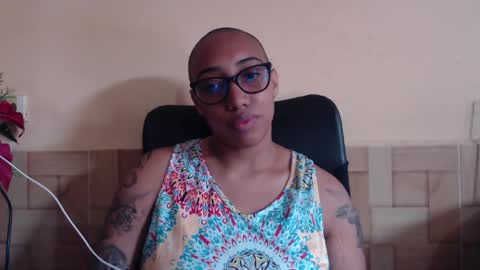 Snapshot of ava_f0xy chatting on 05-25-26, 09:21 Ava Jordana online show from 05-25-26, 09:21