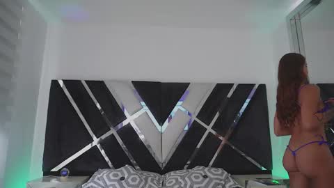 Snapshot of ava_fontana2 chatting on 09-14-25, 06:07 Ava Fontana online show from 09-14-25, 06:07
