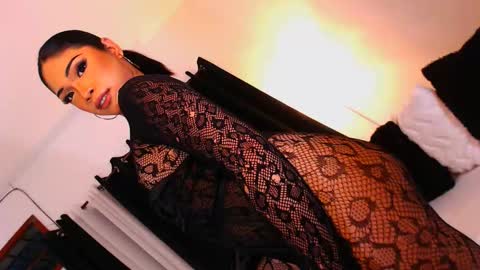 Snapshot of ava_lux chatting on 03-12-25, 03:02 Ava online show from 03-12-25, 03:02