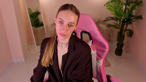 Snapshot of ava_ridge chatting on 01-08-26, 08:49 Ava online show from 01-08-26, 08:49