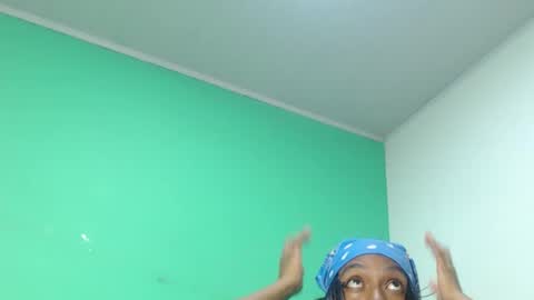 avalericherrycm101 online show from 11-02-25, 03:53