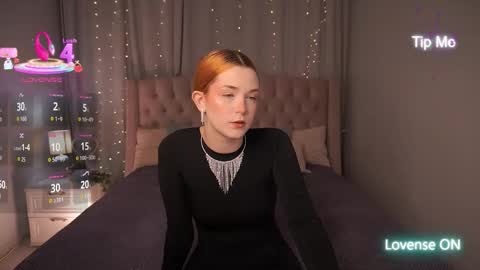  Ava  online show from 11-17-25, 12:55