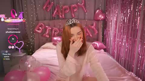  Ava  online show from 12-17-25, 01:39