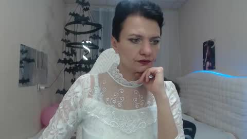 avasaturnian online show from 10-16-25, 12:17