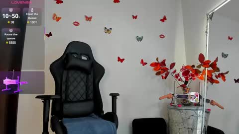 Ava Tomas online show from 02-19-25, 12:44