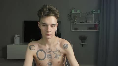 Snapshot of avegothy chatting on 01-27-25, 03:28 gothy 3 online show from 01-27-25, 03:28