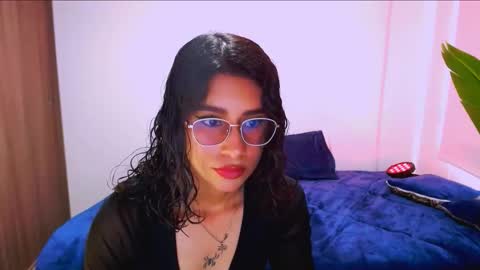 Snapshot of aveline_nuit chatting on 01-06-26, 08:12 Hi im aqua is nice with me online show from 01-06-26, 08:12